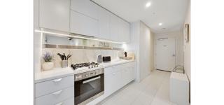 3 Bedroom CBD Apartment with Pool, Gym & Spa with Gorgeous City Views - 8