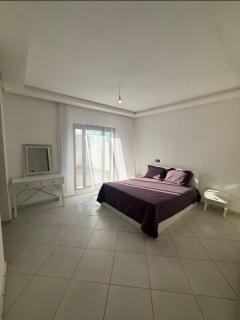 Apartment avec piscine terrasse et balcon - 1