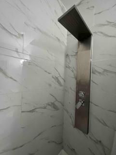 Studio Apartment with backyard - All Private! - 2