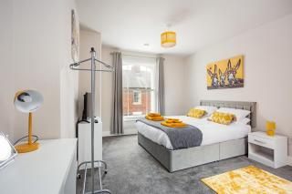 Grade II listed flat in the centre of Salisbury - 9