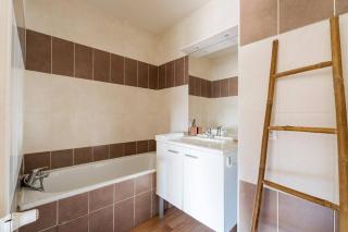T3 Spacieux en duplex - Balcon - Parking - Métro - 4