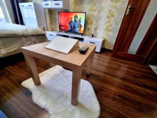 Ліфт, Вода, Опалення WiFi працюють без Світла! Видові Апартаменти Перший будинок від метро - Kiev - 4