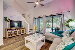 4 Mi to Atlantic Beach Chic and Trendy Townhouse! - 6