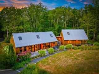 York Retreat - Forest Views, Guest House & BBQ - 0