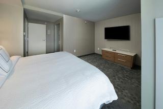 Courtyard by Marriott Russellville - 4