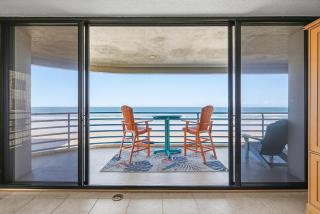 Ebb Tide 407 - 6