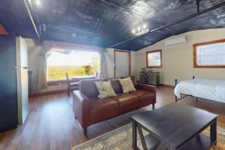 Turner Escape Cabin 1 - 7