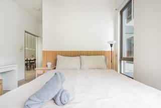 Serene Minimalist Family Retreat 2-7pax 8 min to BoH - 8