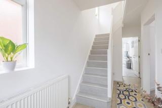 Fabulous 4 Bed Family Home - 3