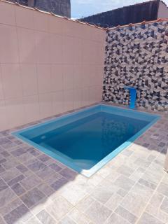 Casa com Piscina e Churrasqueira em Itanhaém - 4