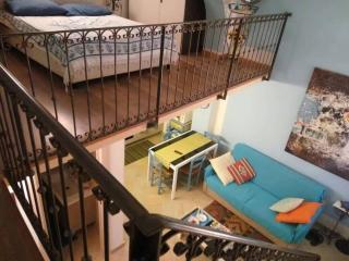 Castle Hill Loft – Heart of Cagliari Old Town - 8