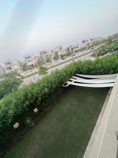 A Luxury Hotel Appartment at NEW GIZA Imperial Compound قريبة جدا للمتحف المصري الجديد - Abū Rawwāsh - 1