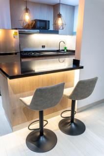 Stylish Laureles Apartment, New Apartment - 2