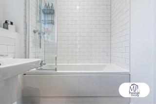 Elegant Home - Parking - Wi-Fi - Near O2 Academy! - 2
