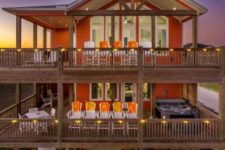 Luxury Beachfront l Private Hot Tub, Pool, & 2 Arcade Games - 2