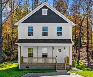 Comfortable Home Near Downtown Burlington NC - 0