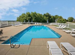 Weekend Getaway | Lake Access | Hot Tub | Bourbon - 2