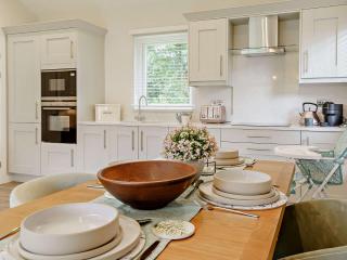 2 Bed in Fairwood 91726 -  - 5