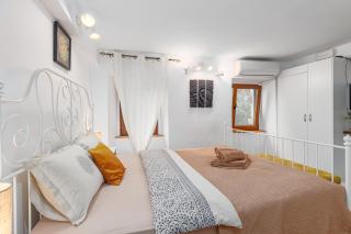 HealthyStudio512 Apartments - 6