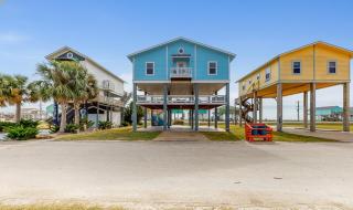 Perfect | Gulf Views | Furnitured Deck | Sleeps 10 - 6