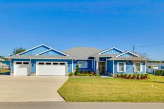 Poolside Paradise and Boat Dock! Haven on Lake Clay - 8