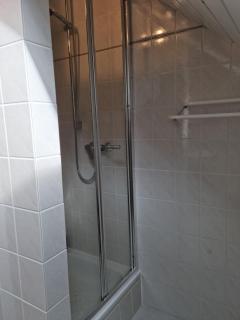 Appartement Ferienwohnung Gästezimmer Bad & Küche - 3