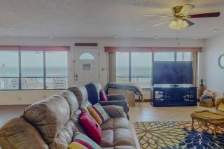 High Tides Beach House - 1