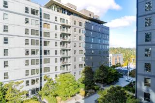 Blueground Northwest Bellevue rooftop nr Bellevue Park SEA-946 - 4