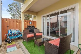 Seaside Bliss - 5 Min to Beach, Dining & Shops!65 - 3