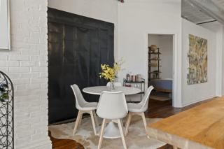 Charming Retreat in Trendy NoLibs - 2