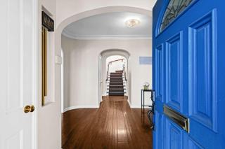 Spacious 5BR LA Villa with Pool Spa & Game Room - 7