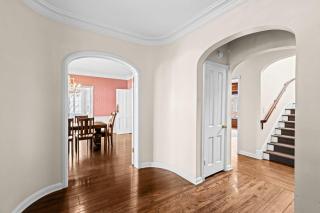 Spacious 5BR LA Villa with Pool Spa & Game Room - 6