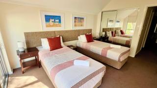 SixtySix at Cape View - 1