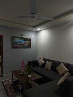 Comfortable 1 Bed Apartment in Top City 1 Islamabad Airport Area - 9