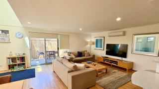 Escape to 64 at Cape View Resort - 7