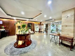 5-star hotel, 2 bedrooms, nice decoration, very complet social area, very good price - 4