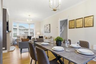 NEW RENO - Wolves- 4 Beds Willenhall Bilston Junction 10 M6 A454 Keyway Junction - Wolverhampton Walsall-I54 Business Park-Molineux Stadium - Grand Theatre - BY Samina - ARZ Stays - Regular Work & Long Stays Available - 6