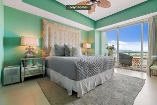 Oceanview 3BR Apt with Beach Access - Pools - Gym - 1