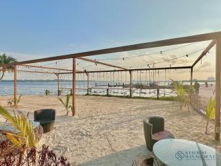 Country Garden Danga Bay Sea View Homestay by Stayrene - 1