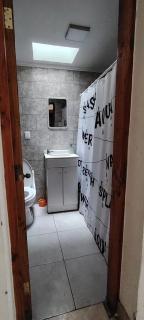 Guty'sHostal a pasos estadio Nacional - Movistar Arena - 1