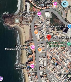 Apartment one block from the beach - 4