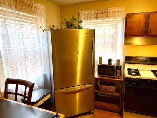 Private room downtown Columbus - 2