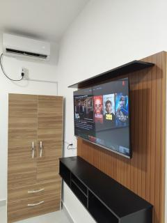 Studio Bem localizado, WIFI Rápido, Ar Condicionado e Estacionamento 1 - 9