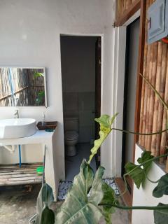 Jared Adrian Room Rental - 8