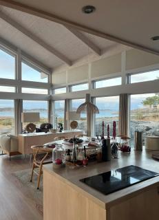 Cottage With Sunny Terraces And Sea Views - 5