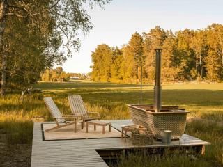 Architect-Designed House In Swedish Archipelago - 8