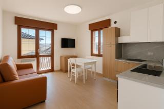 H Farm Modern Apartment with Garage Up to 5 Guests Near Venice Airport - 5