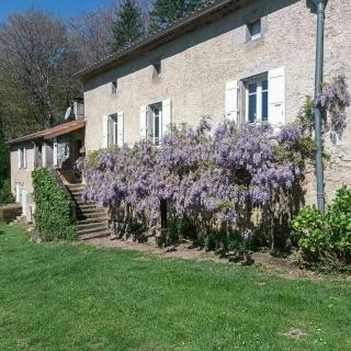 Old Farmhouse Surrounded By Nature In Sidobre - 9