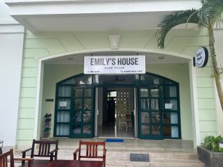 Emily's House - 9