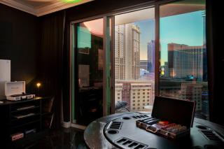All-In on the Strip | Poker Studio + Balcony - 3